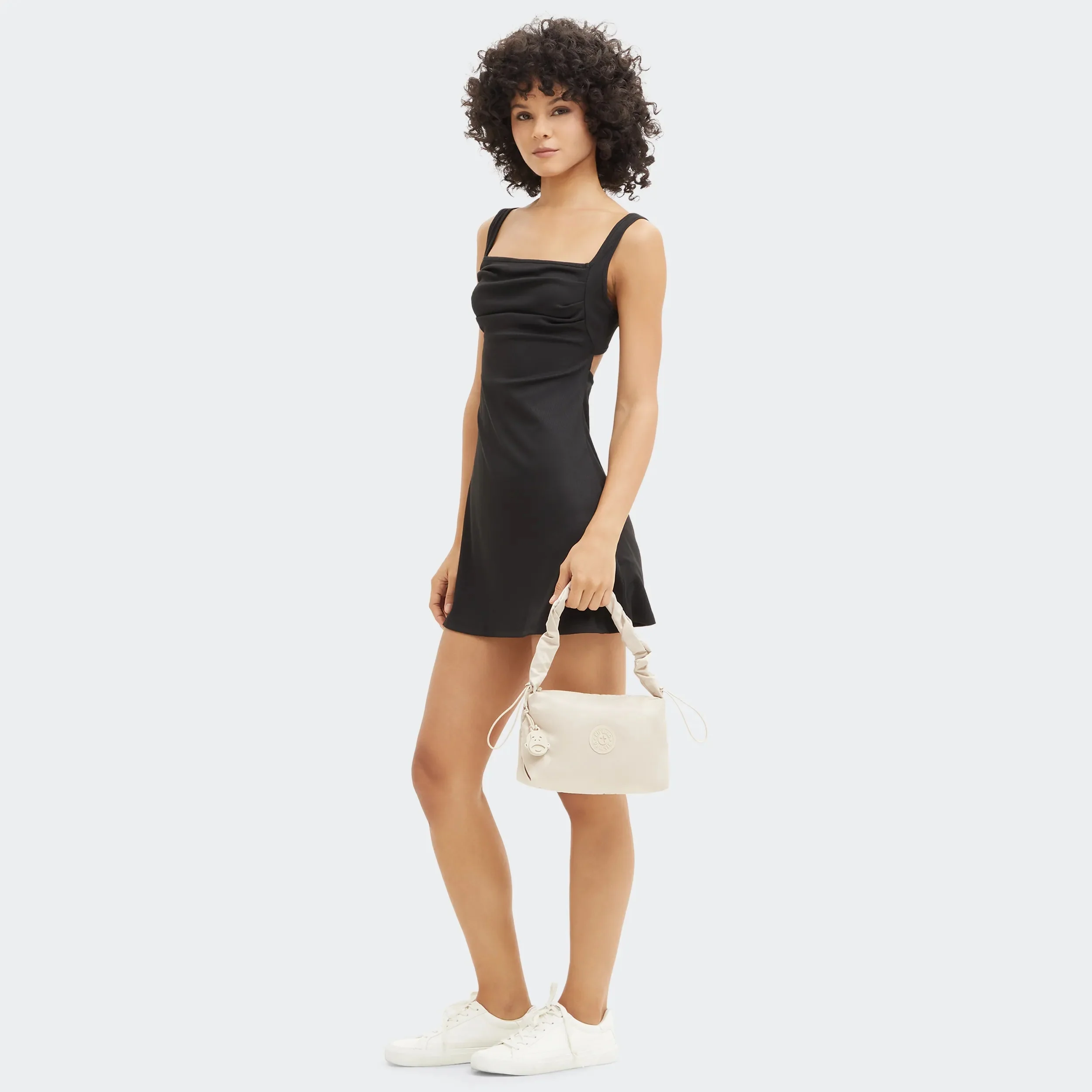 ELENI - Image 7