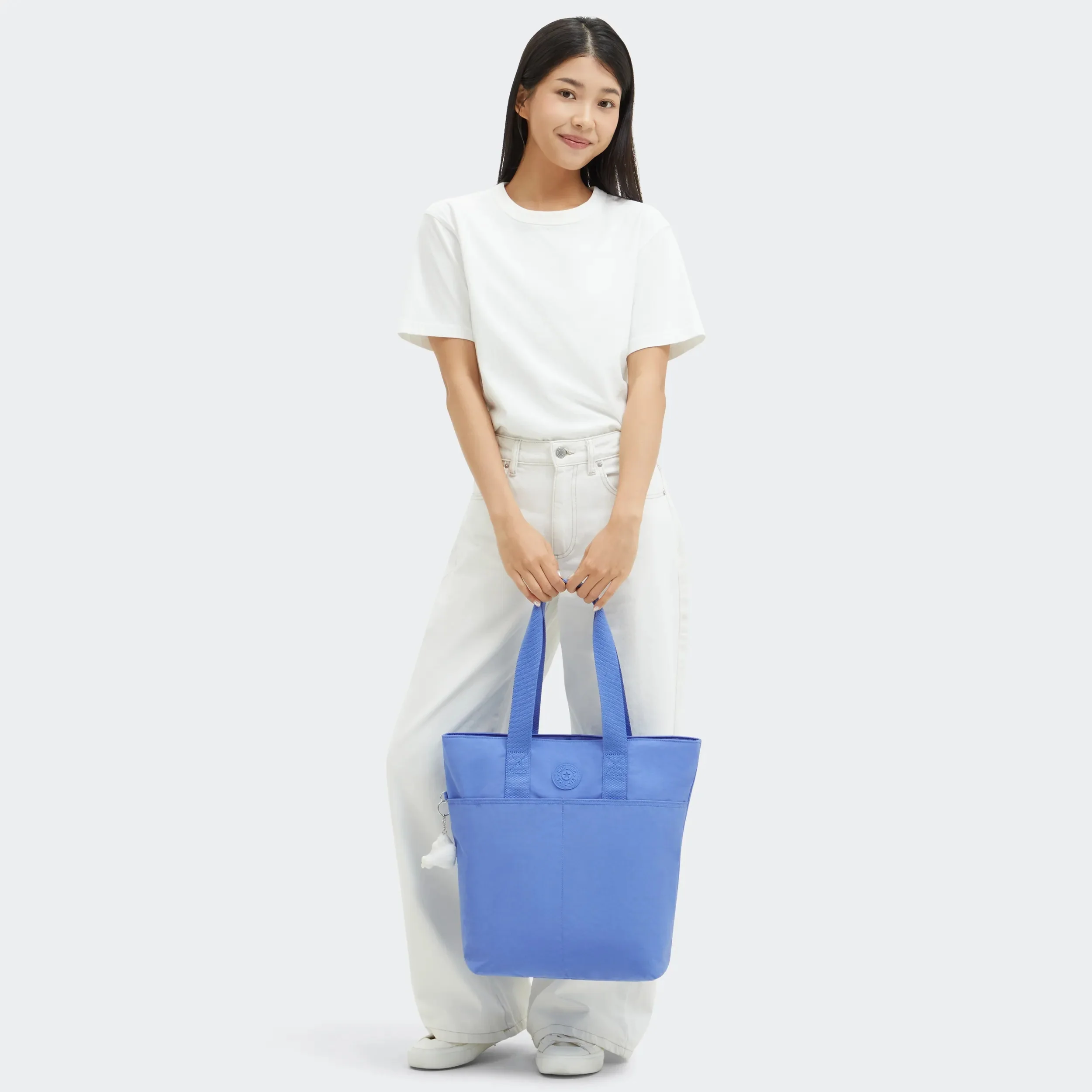 HANIFA - Image 2