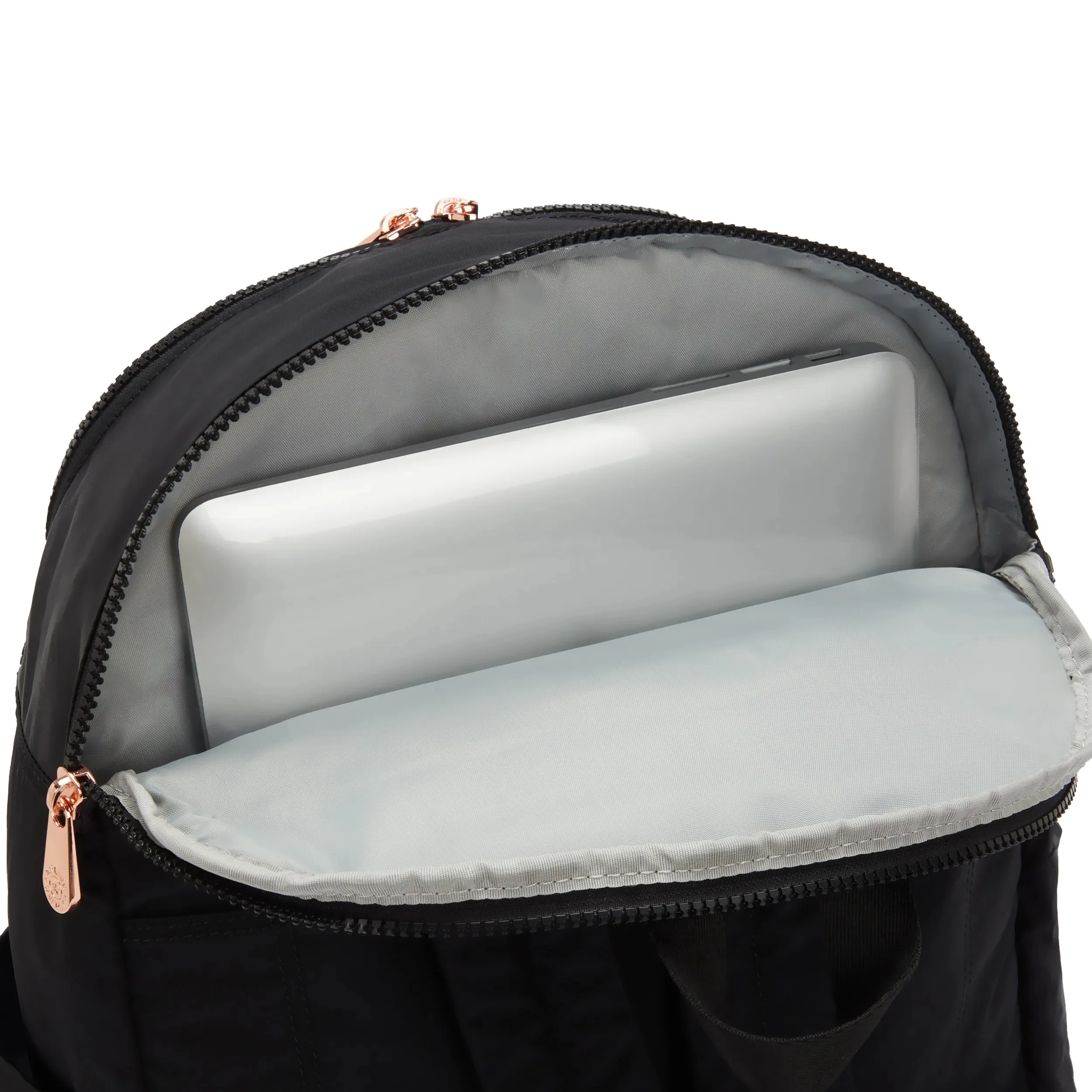 LEANNA - Image 6