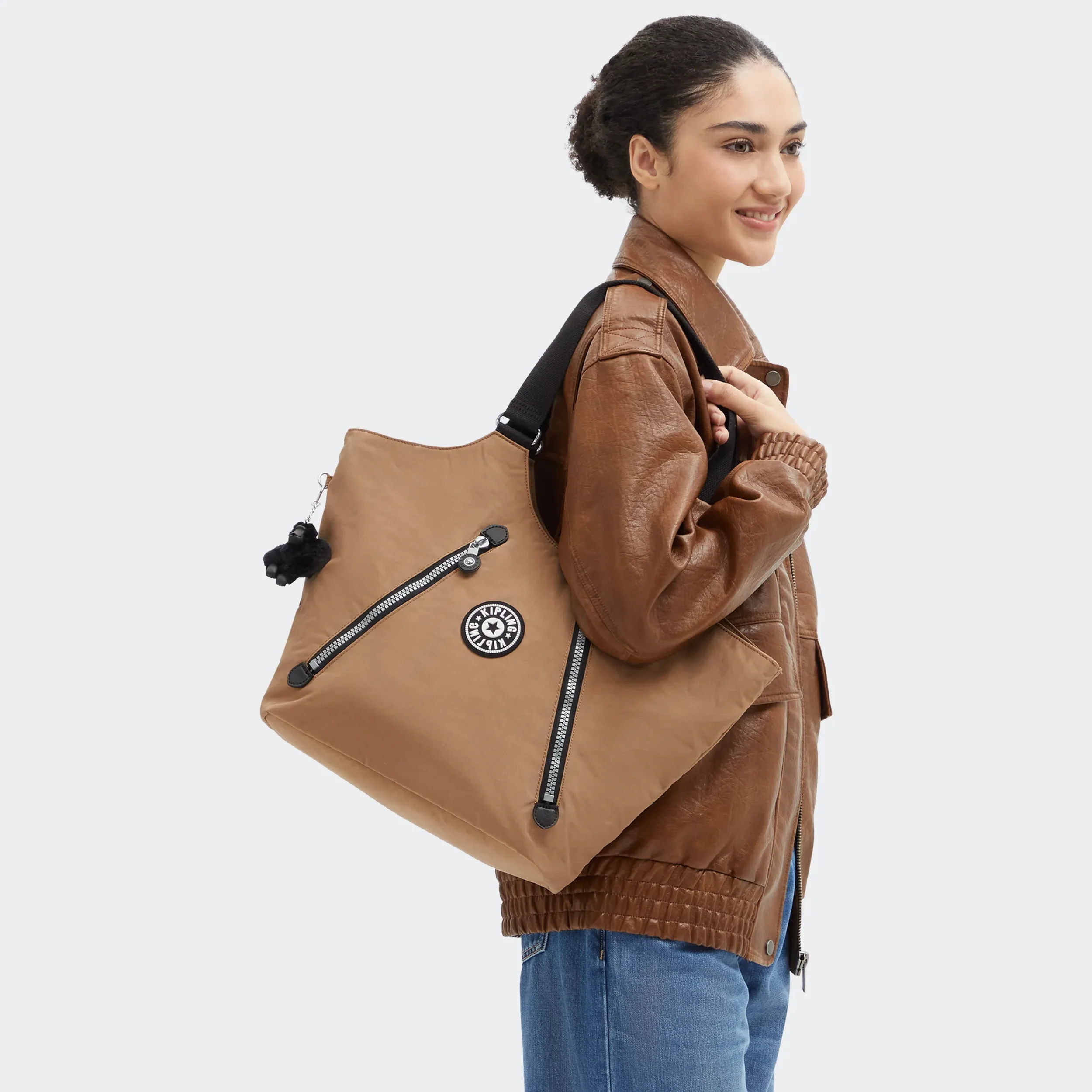 NEW CICELY - Image 2