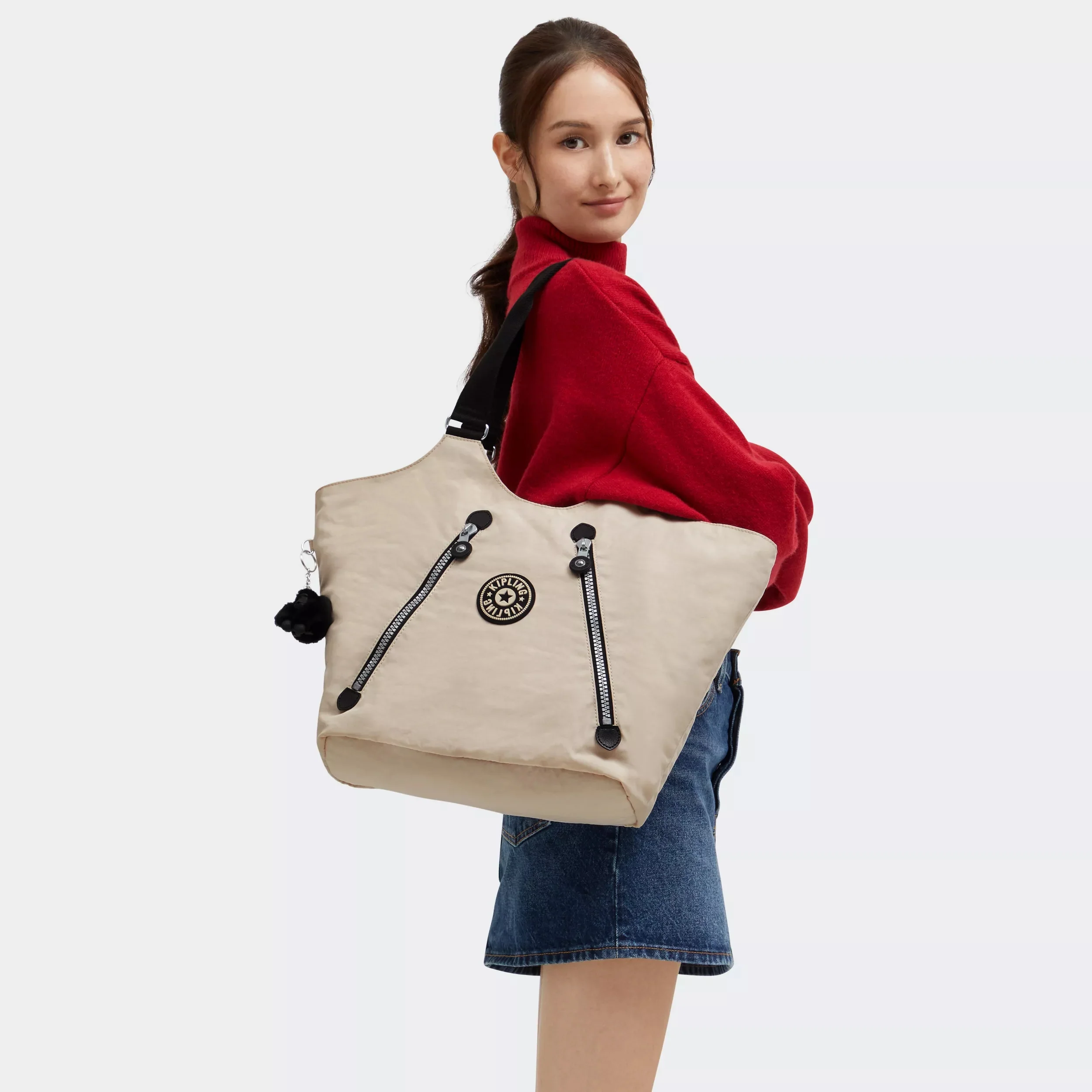 NEW CICELY - Image 2